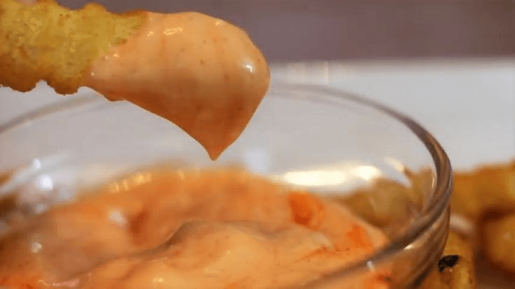Pair Your Chili Cheese Fries with the Right Dipping Sauces