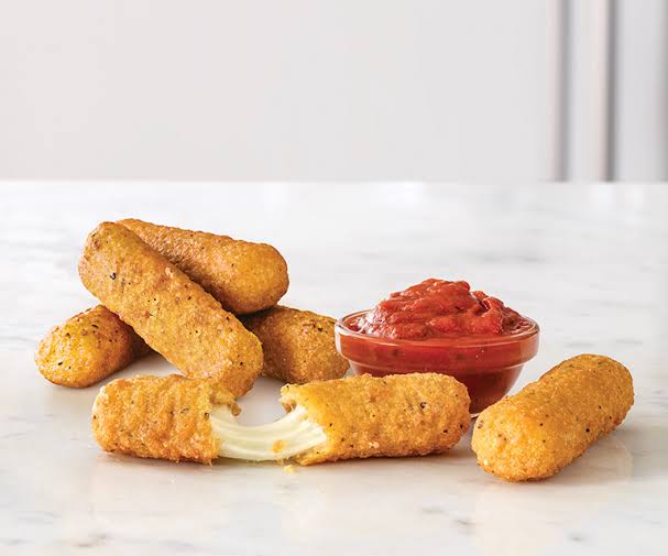 6 Pieces Mozzarella Sticks
