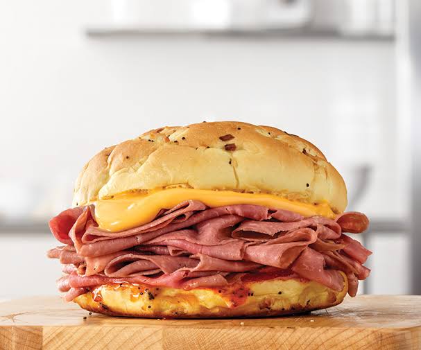 Roast beef '’N Cheddar Sandwiches